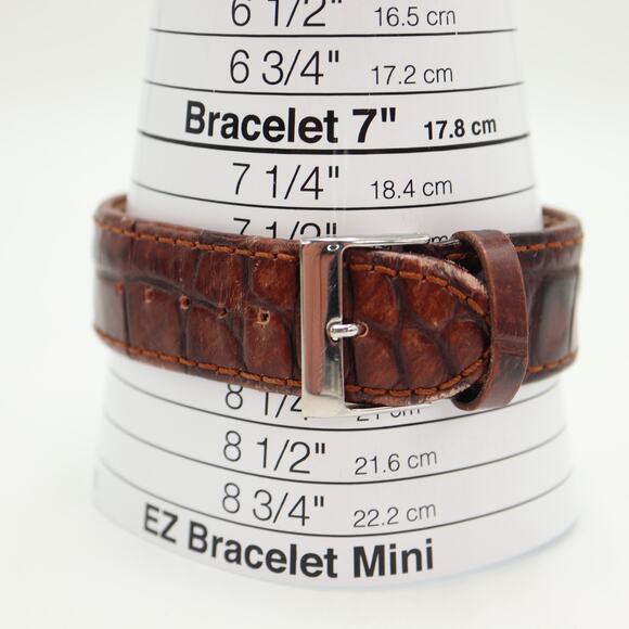 Guess Mens 37mm Brown Barrel Dial Watch 24 Hour Date Leather Strap w New Battery - Picture 4 of 14